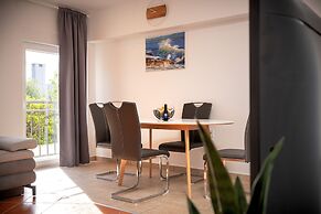 Beachfront Villa near Zlatni rat