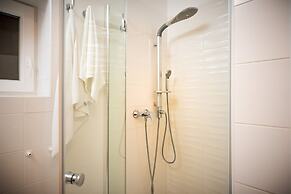 Beachfront Villa near Zlatni rat