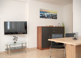 Beachfront Villa near Zlatni rat