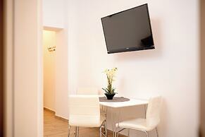 Beachfront Villa near Zlatni rat