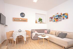 Beachfront Villa near Zlatni rat