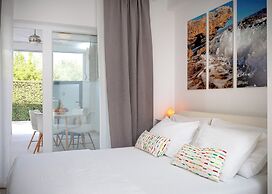 Beachfront Villa near Zlatni rat