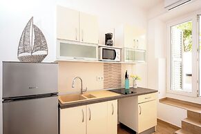 Beachfront Villa near Zlatni rat