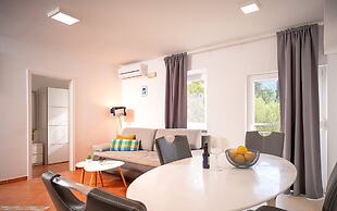 Beachfront Villa near Zlatni rat