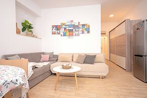 Beachfront Villa near Zlatni rat