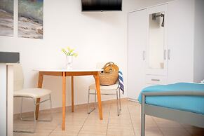 Beachfront Villa near Zlatni rat