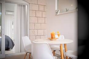 Beachfront Villa near Zlatni rat