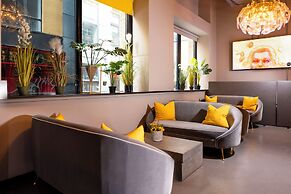 REZz Temple Bar, Dublin