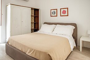 Mirabella Apartment in Ortigia