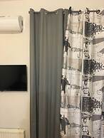 Amazing Studio 10 Minutes To Center no1