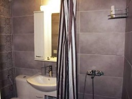 Amazing Studio 10 Minutes To Center no1