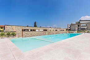 Warda C11 Apartment by Wonderful Italy