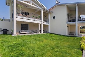 La Cittadella PT-6 by Wonderful Italy