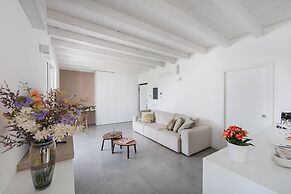 La Cittadella PT-6 by Wonderful Italy