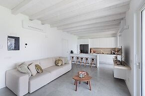 La Cittadella PT-6 by Wonderful Italy