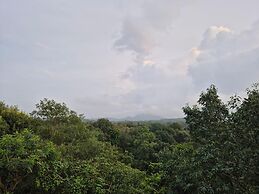 Citrus Prime Hill Queen Resort