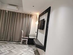 Citrus Prime Hill Queen Resort