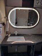 Citrus Prime Hill Queen Resort