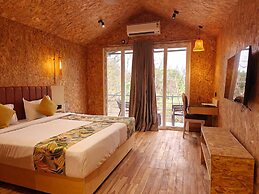 Citrus Prime Hill Queen Resort