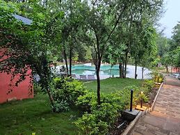 Citrus Prime Hill Queen Resort