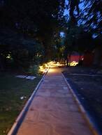 Citrus Prime Hill Queen Resort