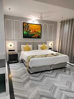 Citrus Prime Hill Queen Resort