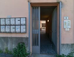 Lake River Apartment