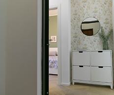 Lake River Apartment