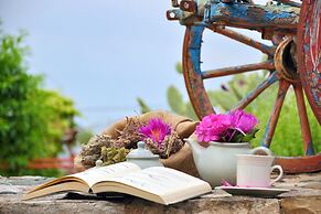 ARCHONTIKO ART HOTEL