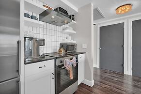 Sight of SAIL Boats Tranquil 1 bedroom