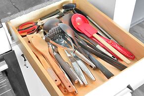 Sight of SAIL Boats Tranquil 1 bedroom