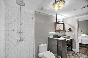 Sight of SAIL Boats Tranquil 1 bedroom