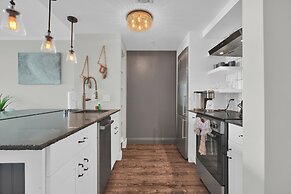 Sight of SAIL Boats Tranquil 1 bedroom