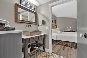 Sight of SAIL Boats Tranquil 1 bedroom