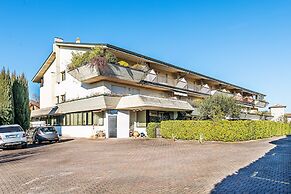 Residence Villa Giulia 5-03 with pool