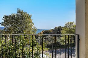 La Bouganville P1-1 Apartment