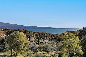 La Bouganville P1-1 Apartment