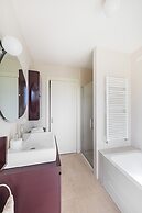 La Bouganville P1-1 Apartment