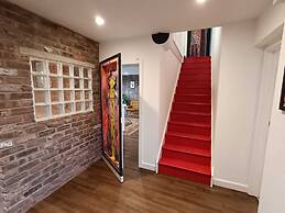 Northampton Oasis - 4 Bedroom House