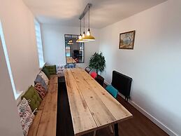 Northampton Oasis - 4 Bedroom House