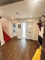 Northampton Oasis - 4 Bedroom House