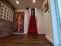 Northampton Oasis - 4 Bedroom House
