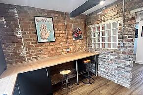 Northampton Oasis - 4 Bedroom House