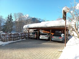 Apartments Jakelj