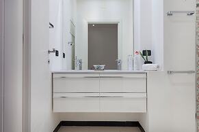 Natty Family Apartment in Carignano