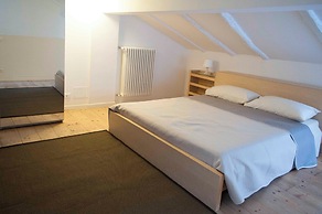 Via de' Falegnami 6 Apartment