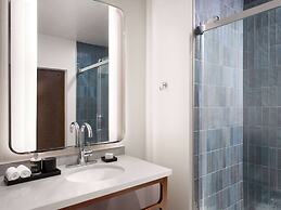 Origin Kansas City Riverfront, a Wyndham Hotel
