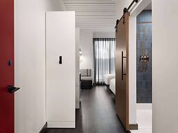 Origin Kansas City Riverfront, a Wyndham Hotel