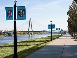 Origin Kansas City Riverfront, a Wyndham Hotel