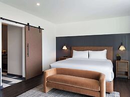 Origin Kansas City Riverfront, a Wyndham Hotel